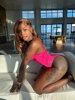 Kylie  escort in Berlin
